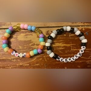 Friendship bracelets